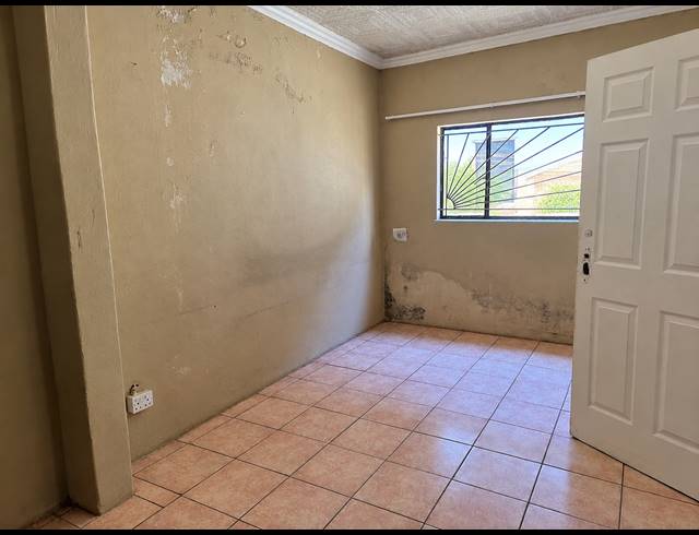 2 BEDROOM HOUSE FOR SALE IN EVATON WEST